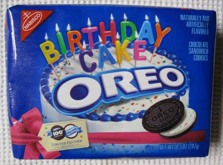 Kroger Birthday Cakes on Birthday Cake Oreo Limited Edition   Junk Food Betty