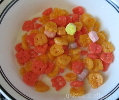 General Mills Fruity Yummy Mummy Cereal and Frute Brute Cereal