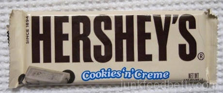 Hershey's Cookies 'n' Creme Bar Package