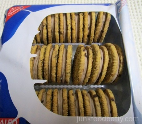 Limited Editon Choco Chip Oreo Cookies